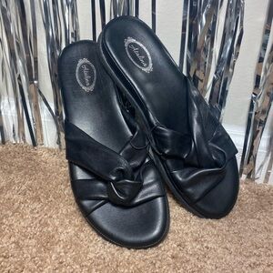 Atalina Black Slide Sandals (Size 7.5)